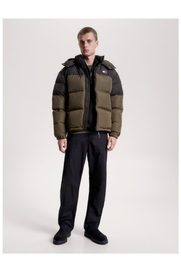 CHAQUETA TOMMY JEANS 17482 H CHAQUETA TOMMY JEANS 17482 H