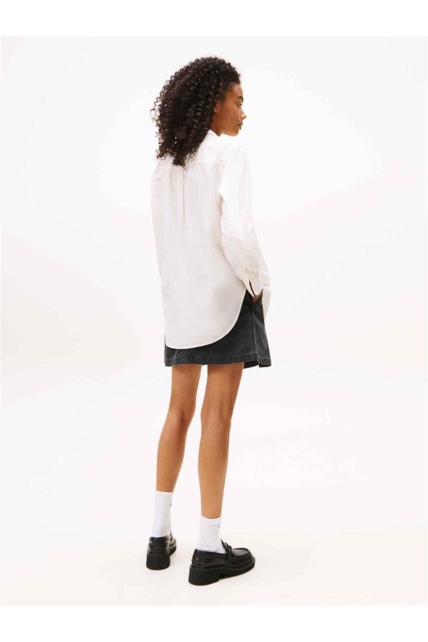 CamisaTommy Jeans de corte amplio en...