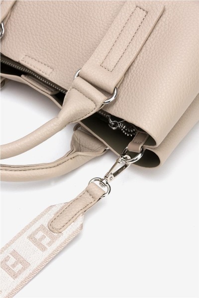 Bolso Tiffosi Tanisha tote mediano efecto piel