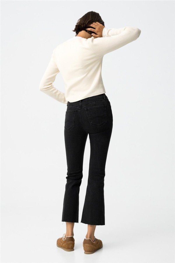 Vaquero tiffosi push up cropped flare