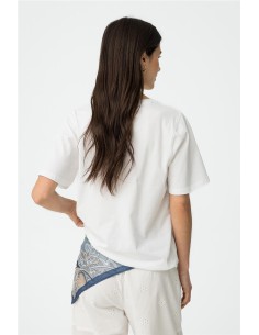 Camiseta Tiffosi Grace con bordado floral 2