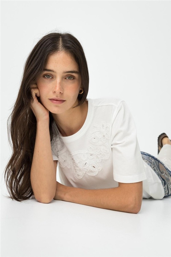 Camiseta Tiffosi Grace con bordado...