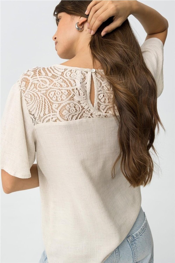 Blusa Tiffosi Greatness con detalles...