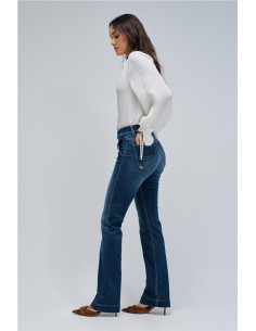 Vaquero Salsa destiny push up bootcut 2