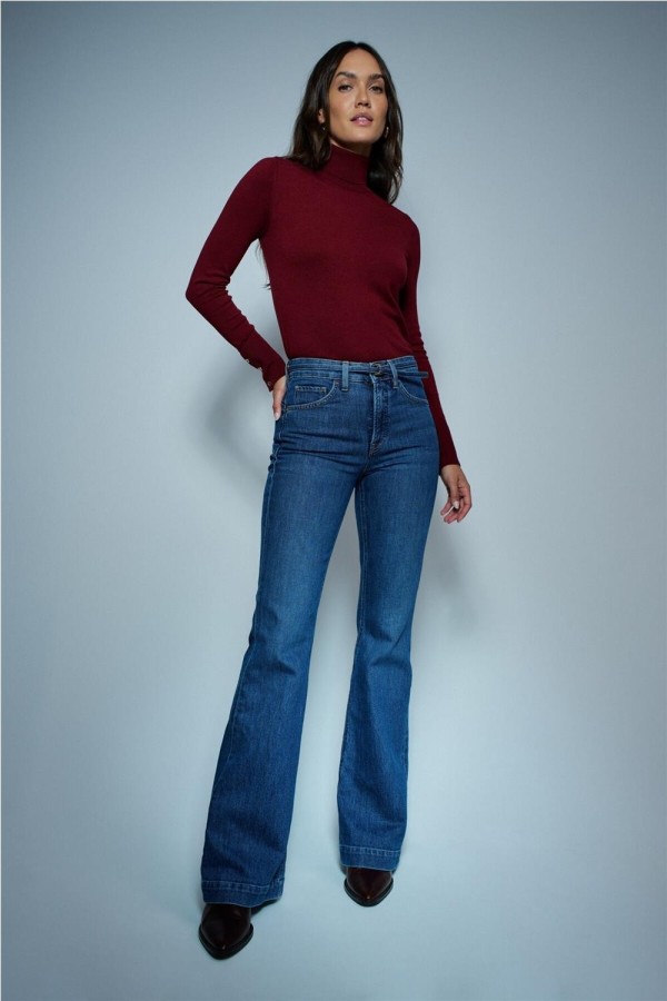 Vaquero Salsa faith push in flare