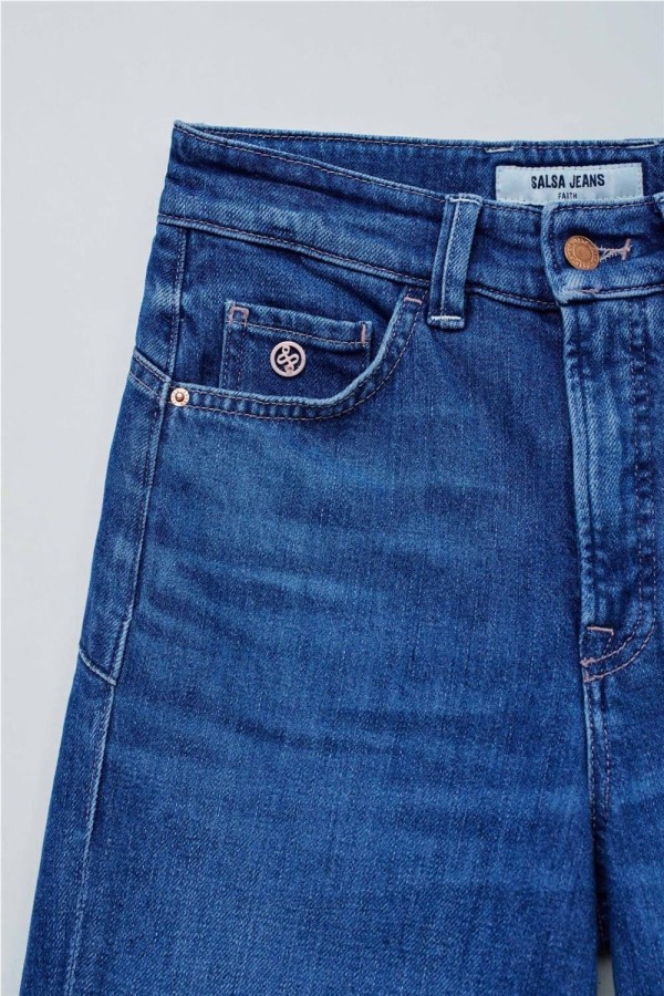 Vaquero Salsa faith push in straight