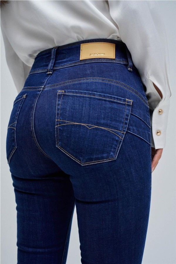 Vaquero Salsa secret push in skinny