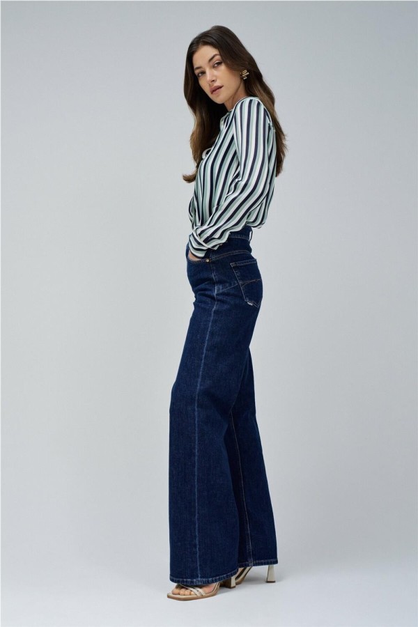 Vaquero Salsa faith push in wide