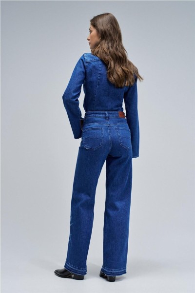 Vaquero Salsa faith push in wide