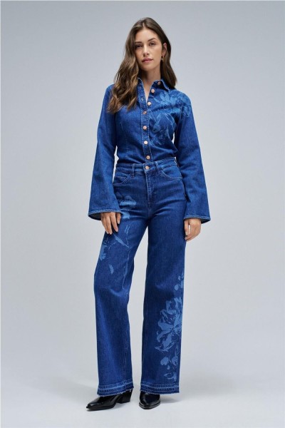 Vaquero Salsa faith push in wide