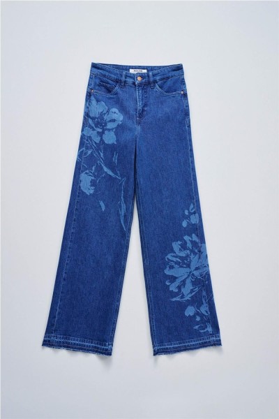 Vaquero Salsa faith push in wide