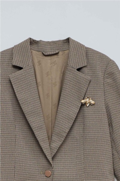 Americana Salsa entallada con estampado de cuadros