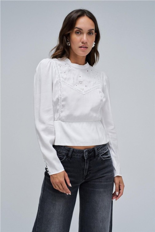 Camisa Salsa con bordados