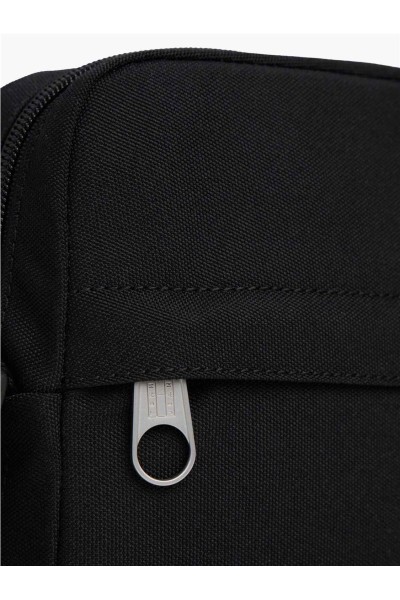 Bolso Tommy Jeans reporter essential