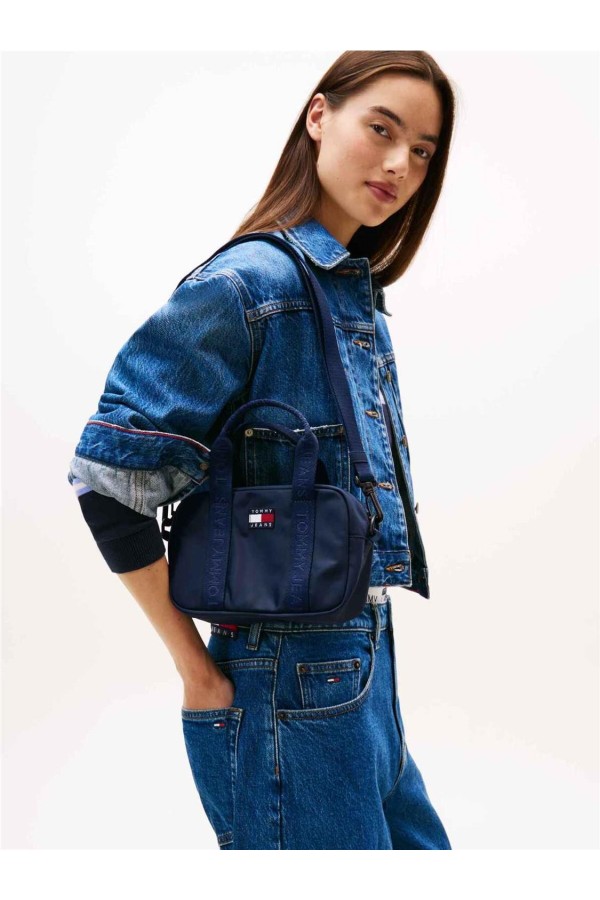 Bolso Tommy Jeans con logo en asas
