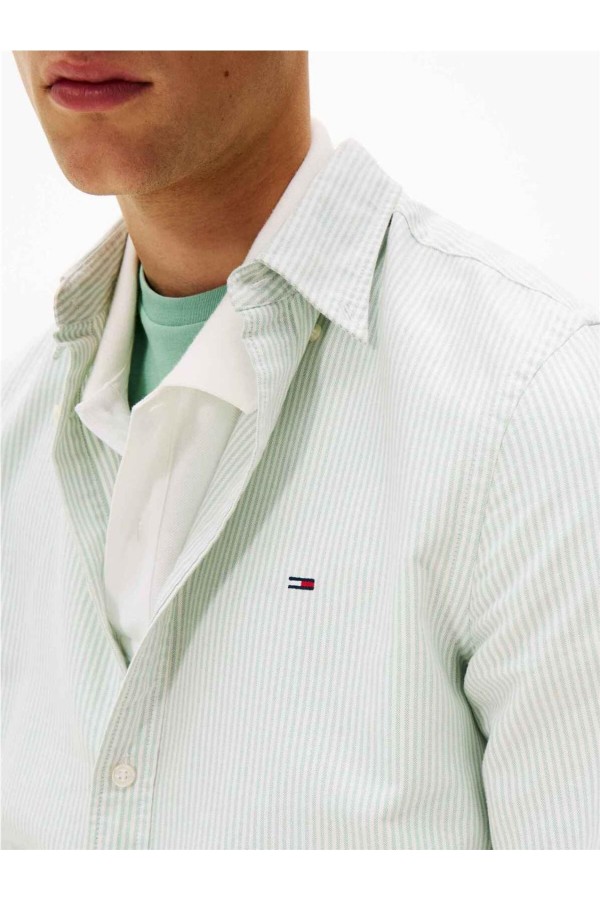 Camisa Tommy Jeans oxford slim fit
