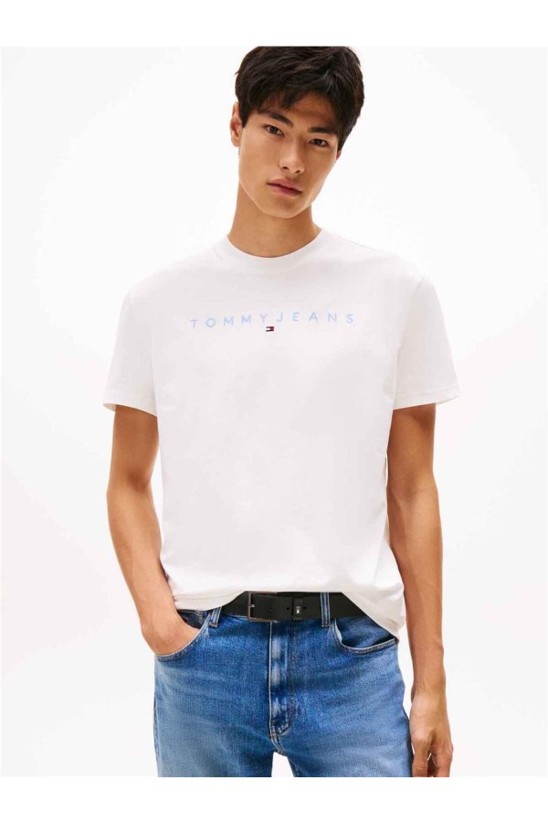 Camiseta Tommy Jeans con logo lineal bordado 2