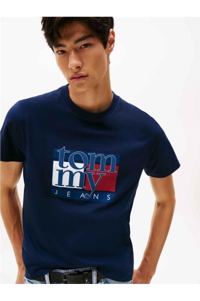 Camiseta Tommy Jeans slim con logo gráfico