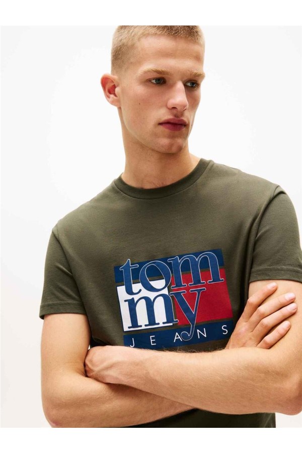Camiseta Tommy Jeans slim con logo...