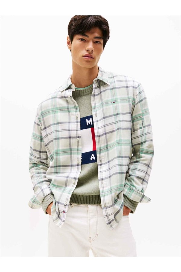 Camisa Tommy jeans de cuadros y corte...