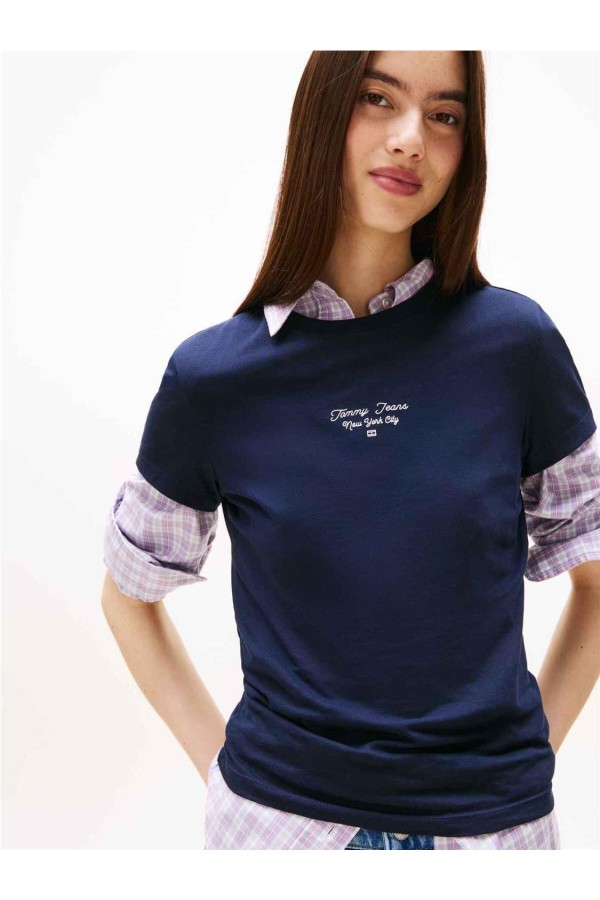 Camiseta Tommy Jeans de punto con logo y corte slim