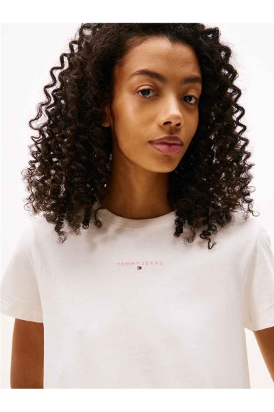 Camiseta Tommy Jeans de cuello redondo con logo lineal