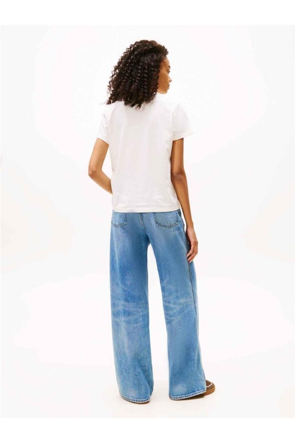 Camiseta Tommy Jeans de cuello...