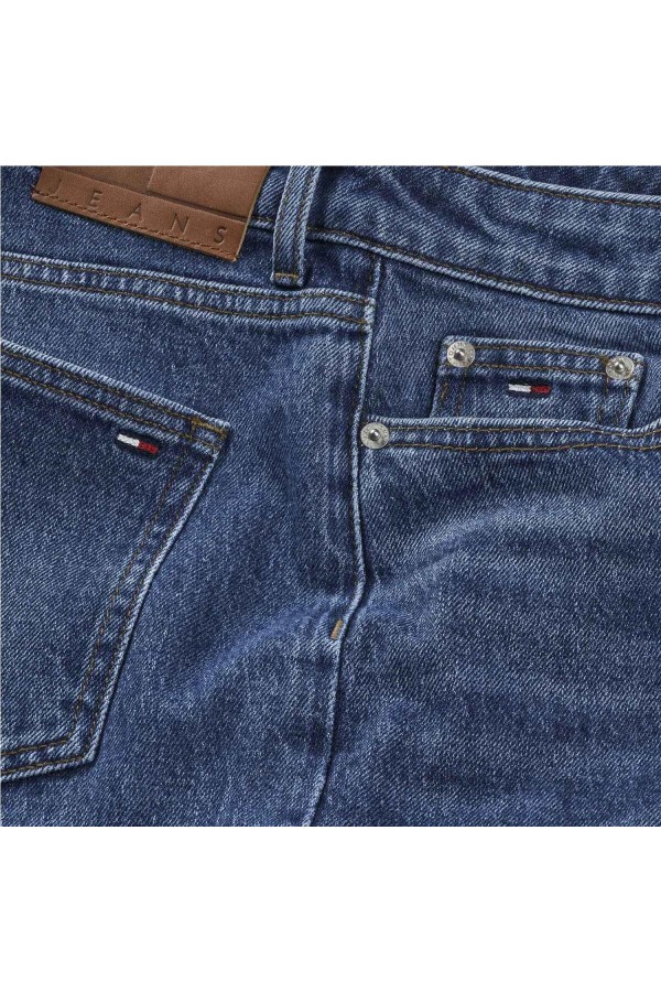 Vaquero Tommy jeans de corte bootcut...