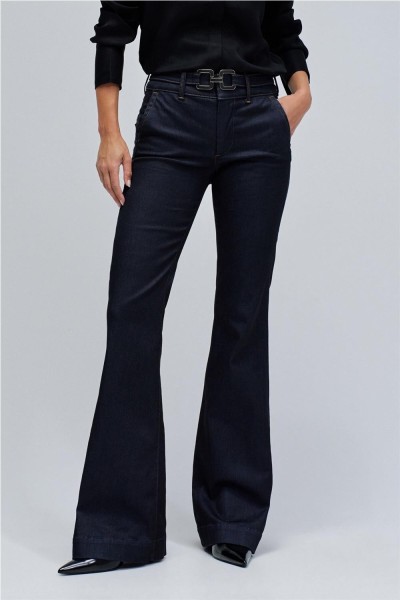 Vaquero Salsa secret chino push in flare