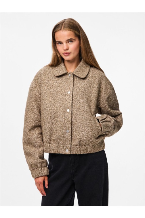 Chaqueta Pieces Nadia