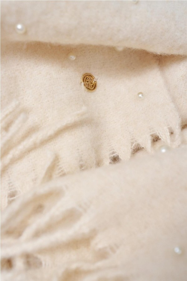 Bufanda Salsa con lana y perlas