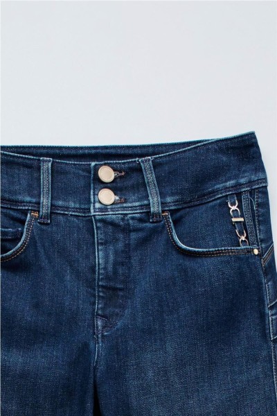 Vaquero Salsa secret push in slim