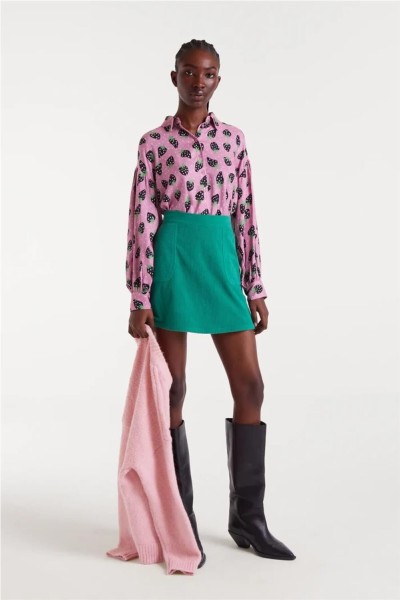 Camisa Compañía Fantástica estampado Morango Small