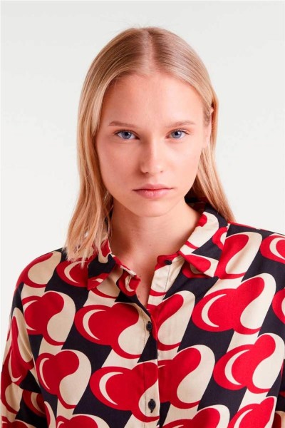 Camisa Compañía Fantástica estampado Heart Attack