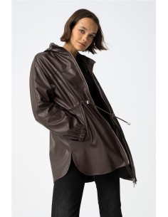 Chaqueta Tiffosi efecto piel con capucha