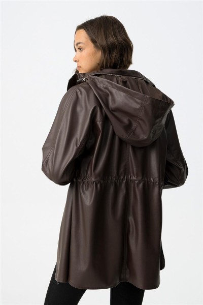 Chaqueta Tiffosi efecto piel con capucha