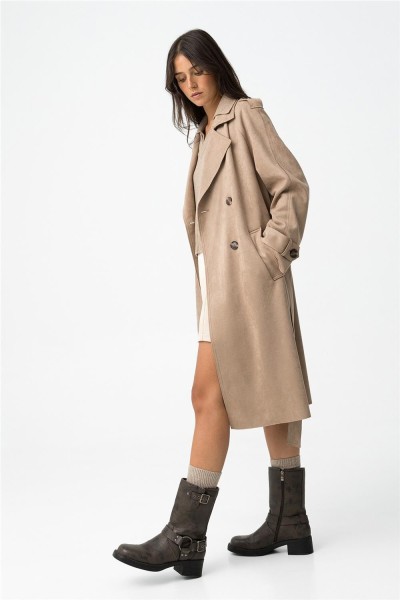 Abrigo Tiffosi Suez efecto piel de ante