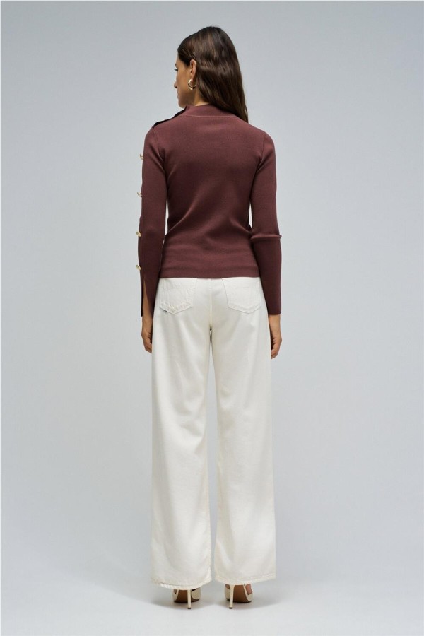 Jersey de punto con botones dorados