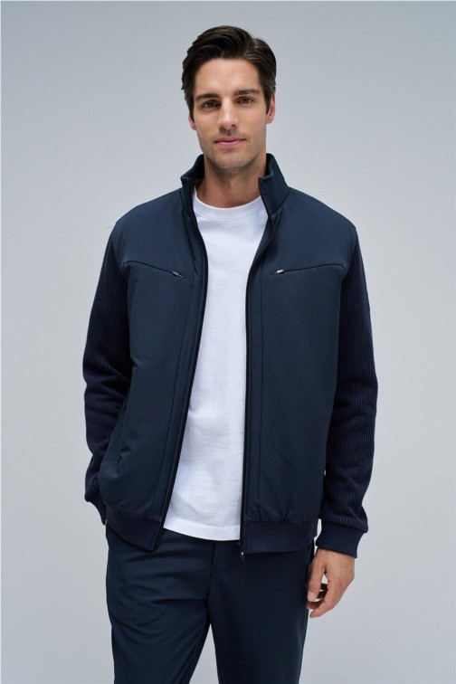 Chaqueta Salsa acolchada con mezcla de materiales