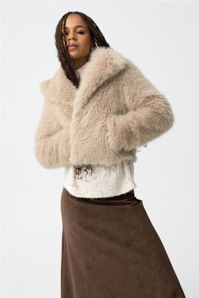 Chaqueta tiffosi corta efecto pelo