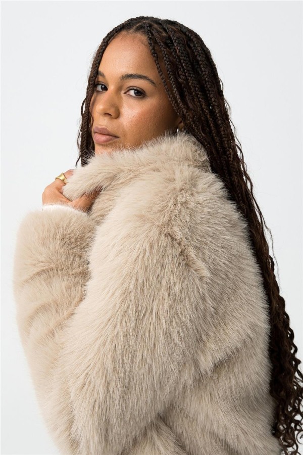 Chaqueta tiffosi corta efecto pelo