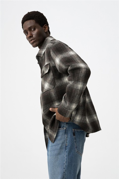 Sobrecamisa Tiffosi Cohen oversize a... Sobrecamisa Tiffosi Cohen oversize a...