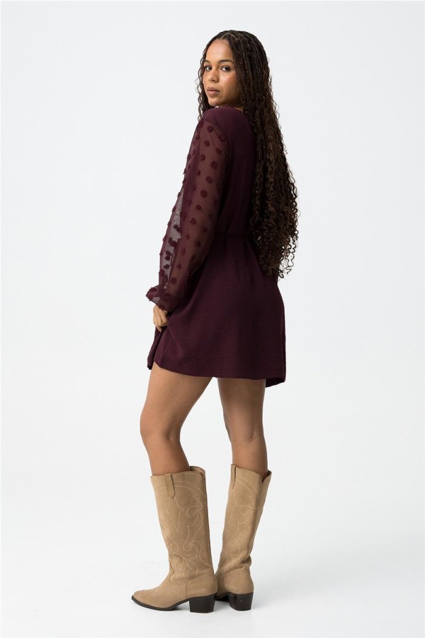 Vestido Tiffosi Paula texturizado con... Vestido Tiffosi Paula texturizado con...