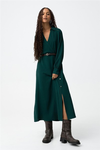 Vestido Tiffosi Serilia midi texturizado con cinturón