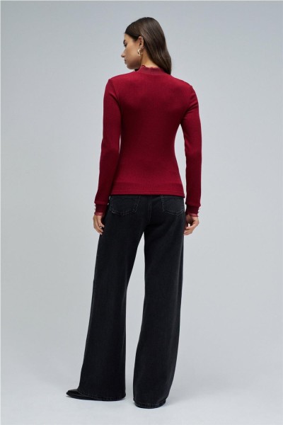 Jersey Salsa de punto con cuello de tul