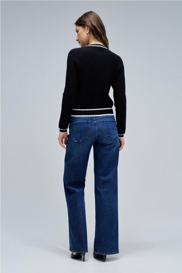 Cárdigan Salsa con botones dorados