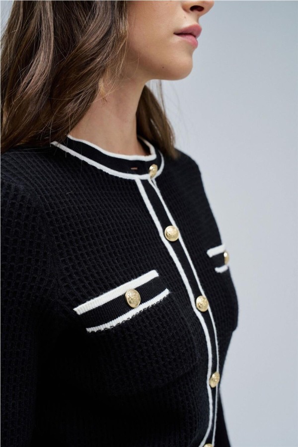Cárdigan Salsa con botones dorados