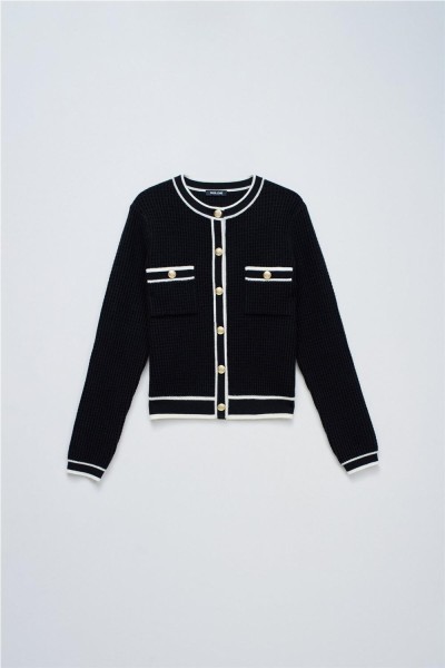 Cárdigan Salsa con botones dorados