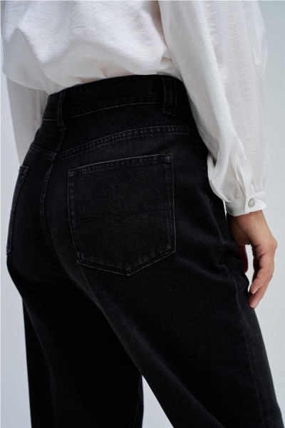Vaquero Salsa slouchy cropped slim