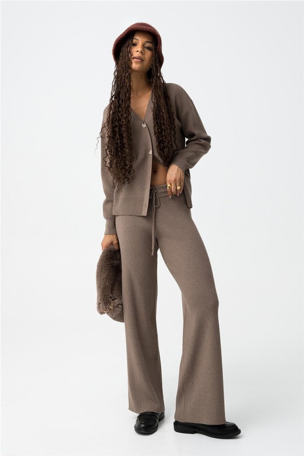 Pantalón Tiffosi recto de punto canalé